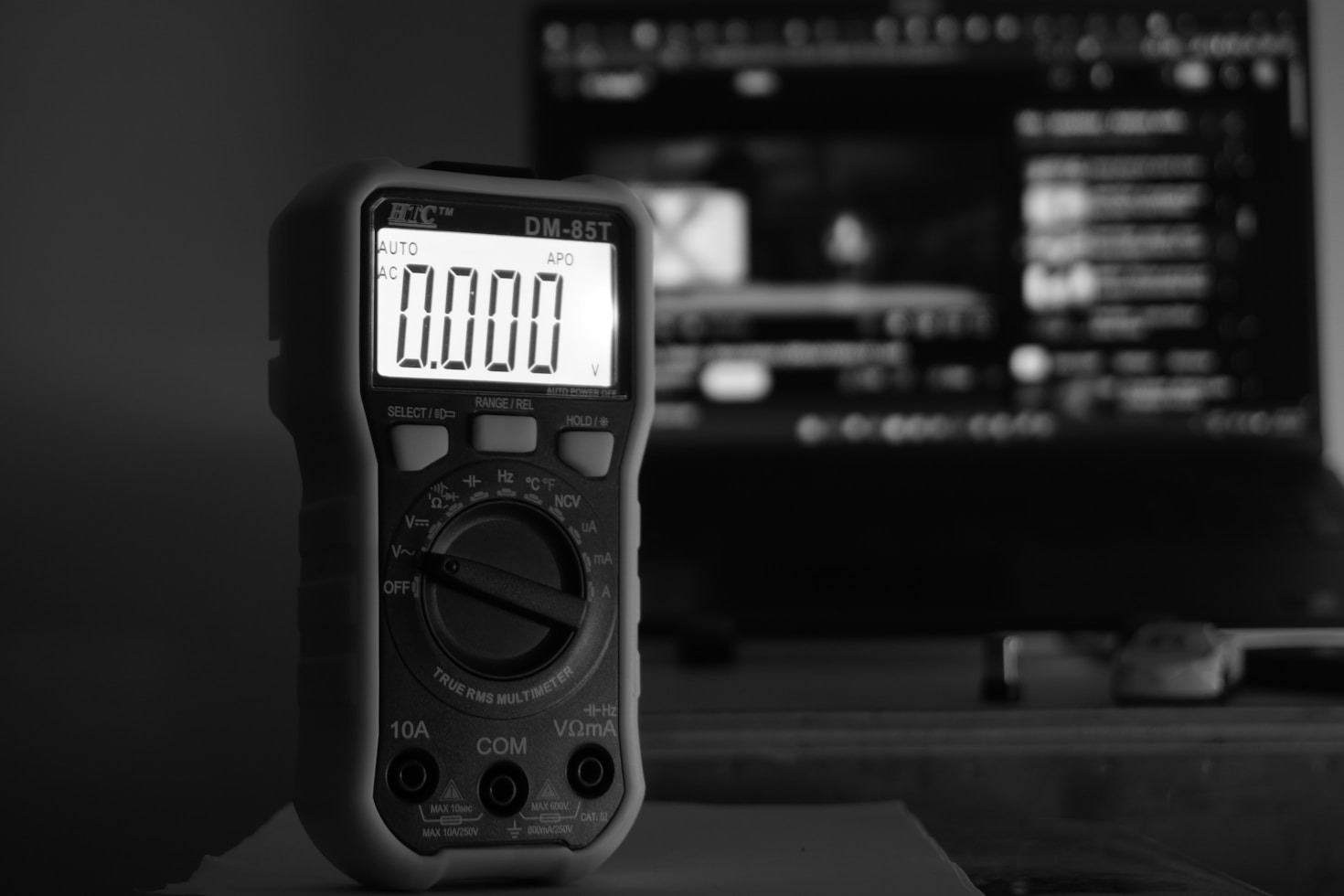 Przyszłość pomiarów elektrycznych w sektorze energii odnawialnej